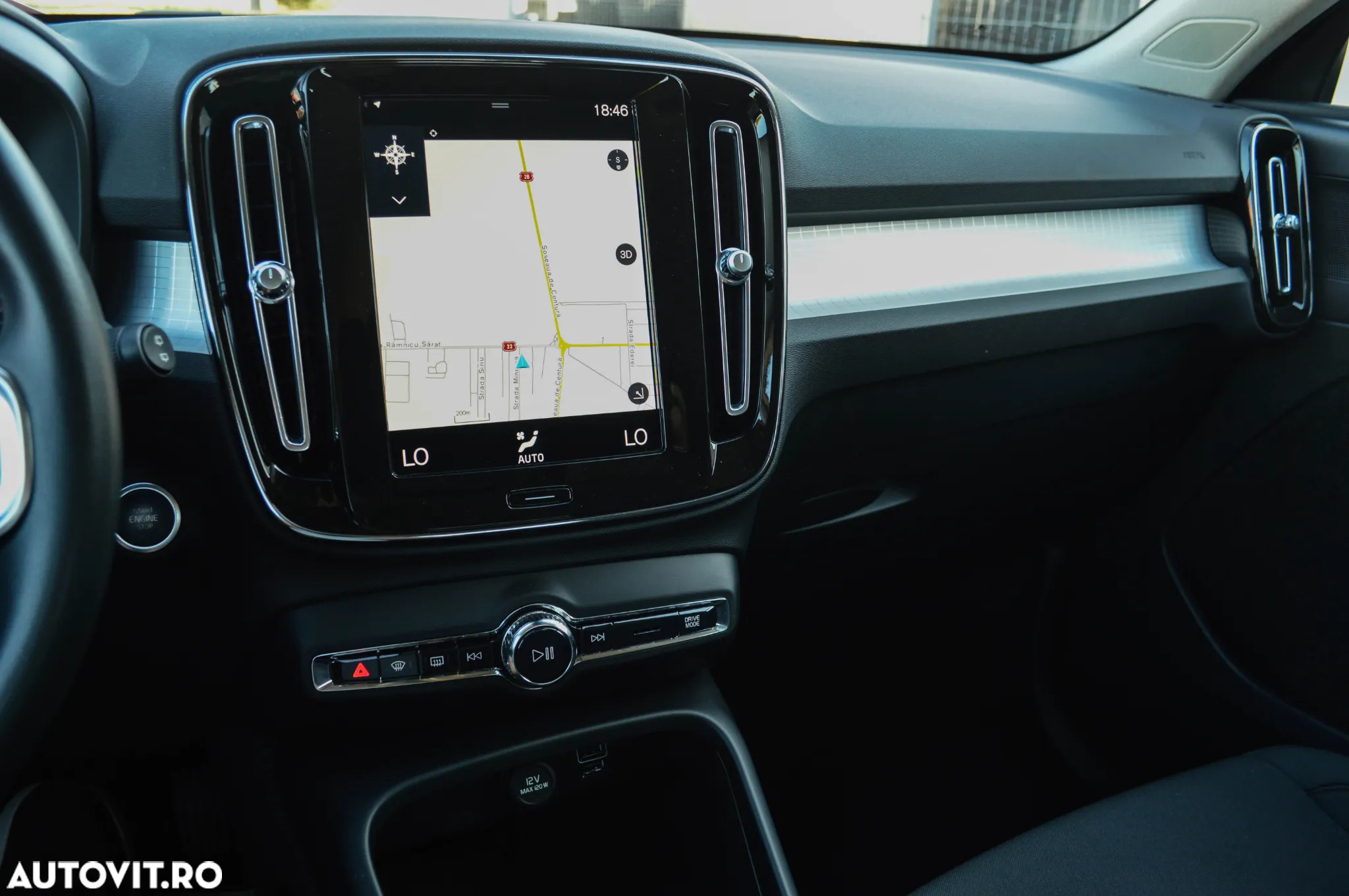 Volvo XC 40 Recharge T5 Twin Engine AT7 Inscription Expression - 17