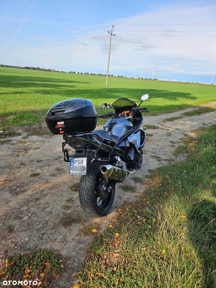 Suzuki GSX - 9