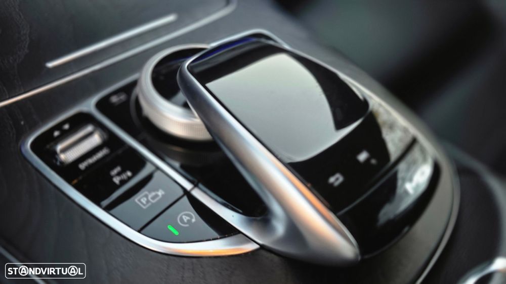 Mercedes-Benz E 220 d AMG Line Aut. - 23