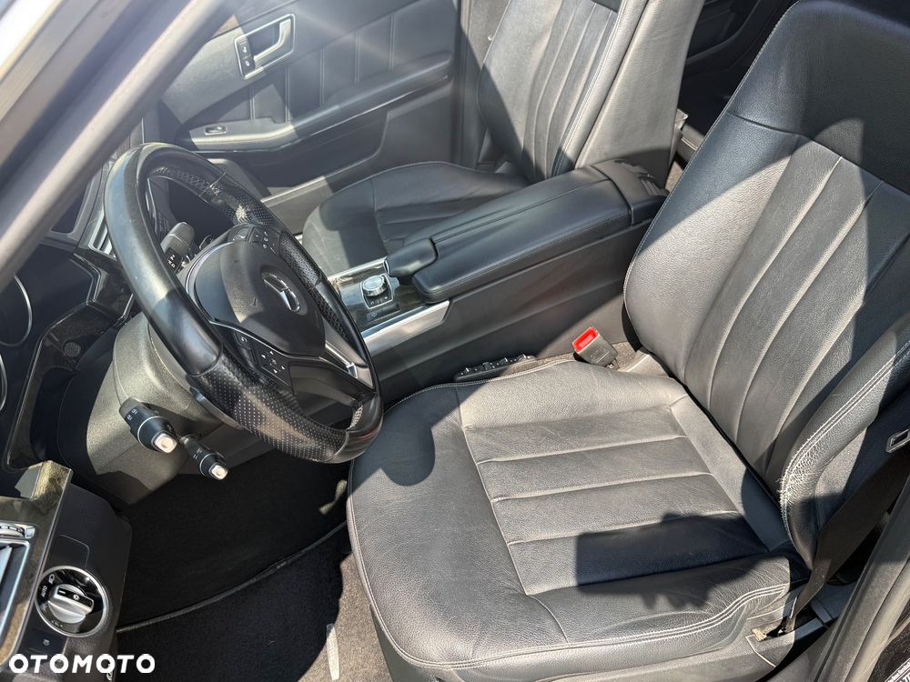 Mercedes-Benz Klasa E 250 CDI DPF BlueEFFICIENCY 7G-TRONIC Elegance - 19