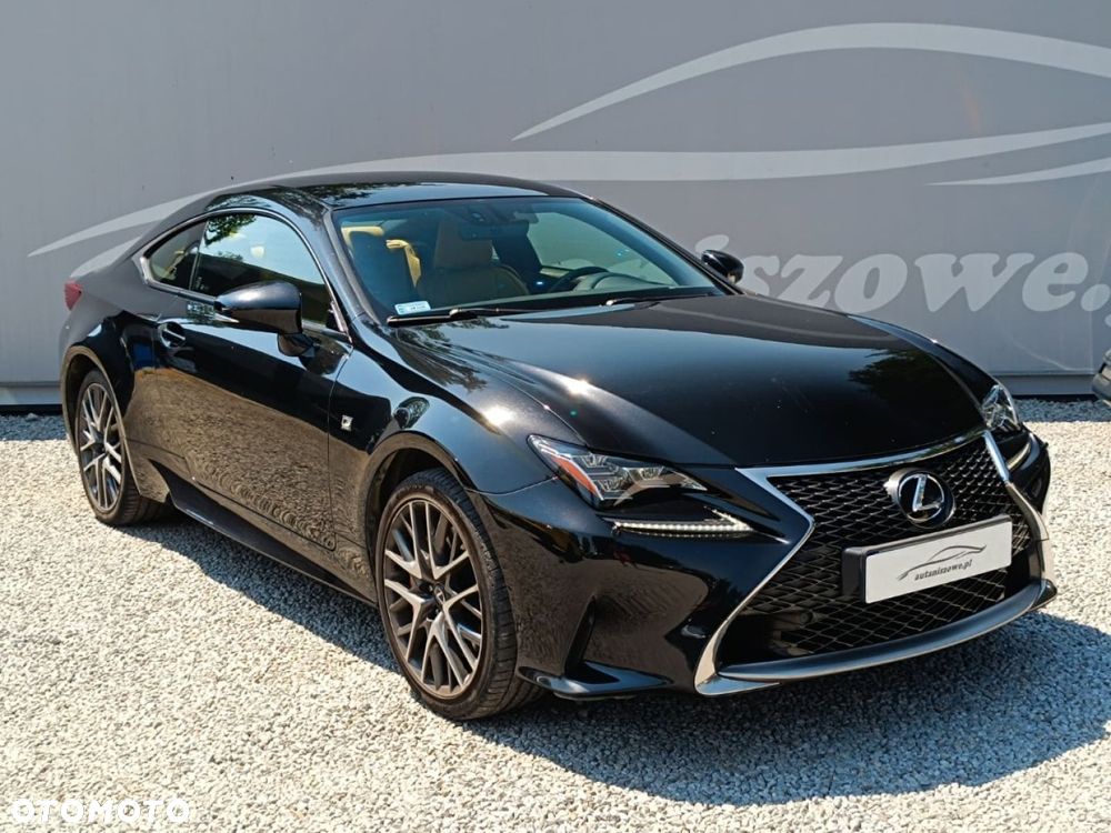 Lexus RC - 12