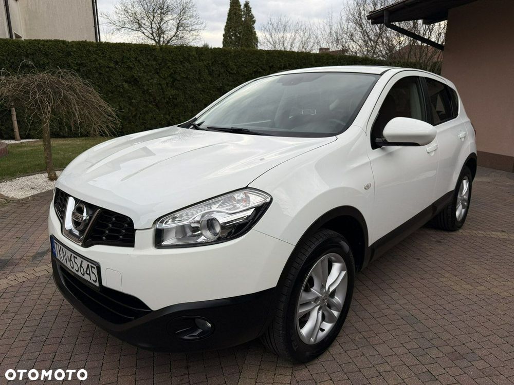 Nissan Qashqai - 1