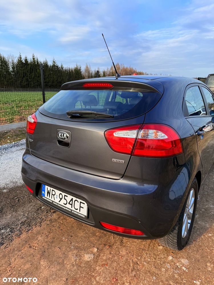 Kia Rio 1.1 CRDI Attract - 3