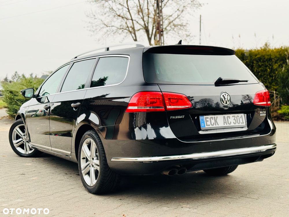 Volkswagen Passat 2.0 TDI DSG BlueMotion Technology Highline - 29