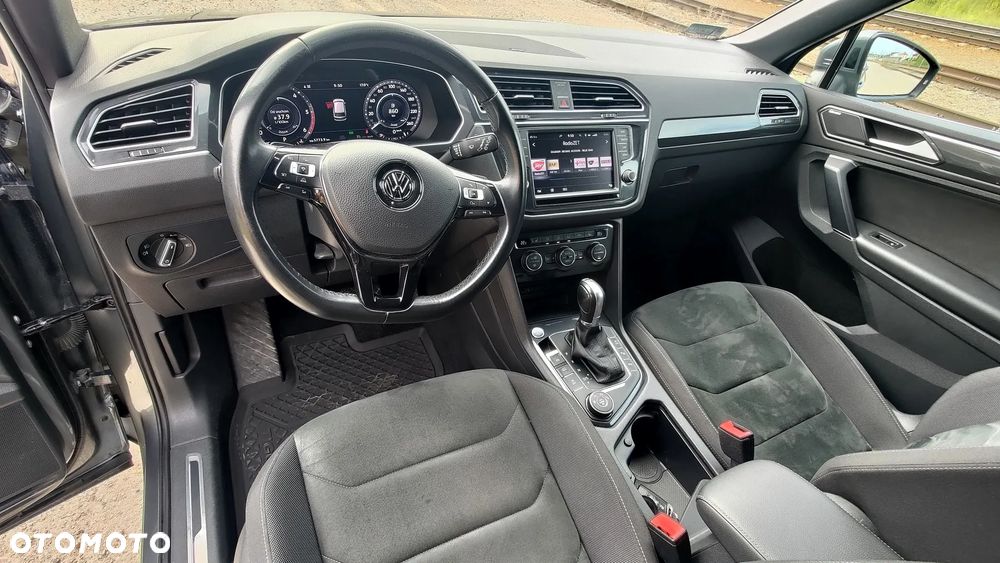 Volkswagen Tiguan 2.0 TDI SCR 4MotION DSG R-Line - 6
