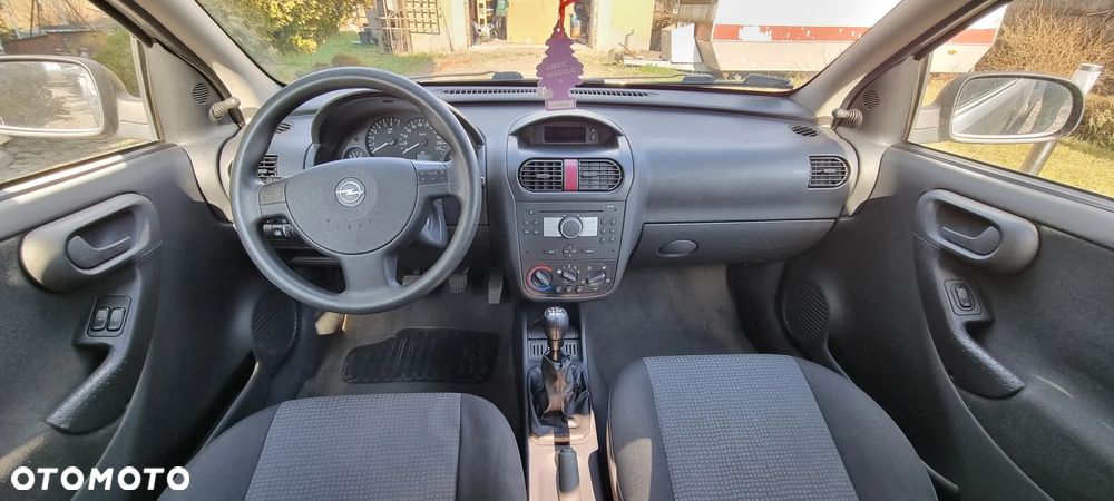 Opel Corsa 1.0 12V - 12