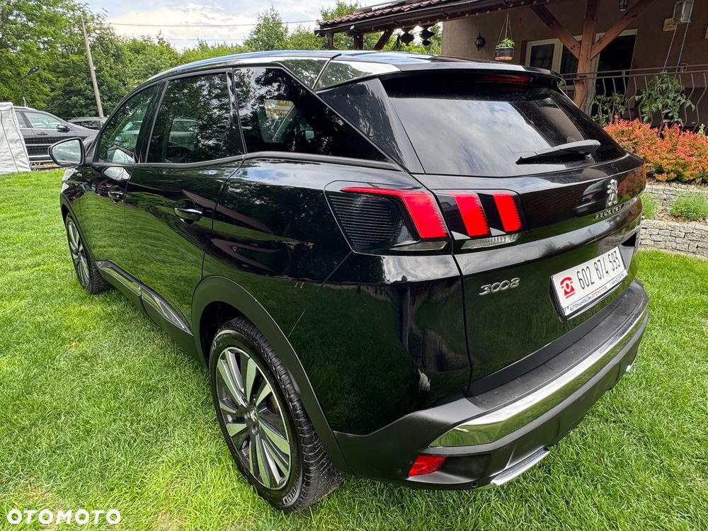 Peugeot 3008 1.2 PureTech Allure - 12