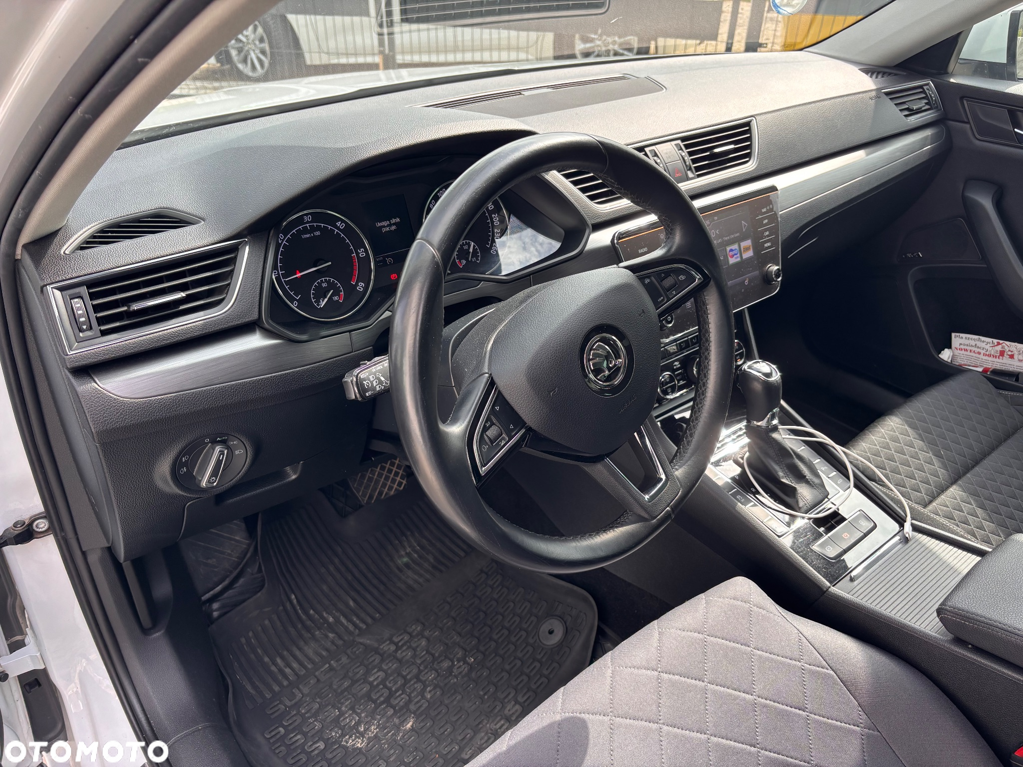 Skoda Superb 2.0 TDI Ambition DSG - 6