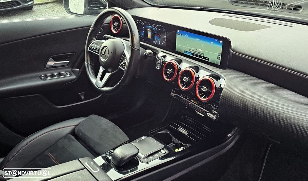 Mercedes-Benz CLA 180 d 8G-DCT - 25