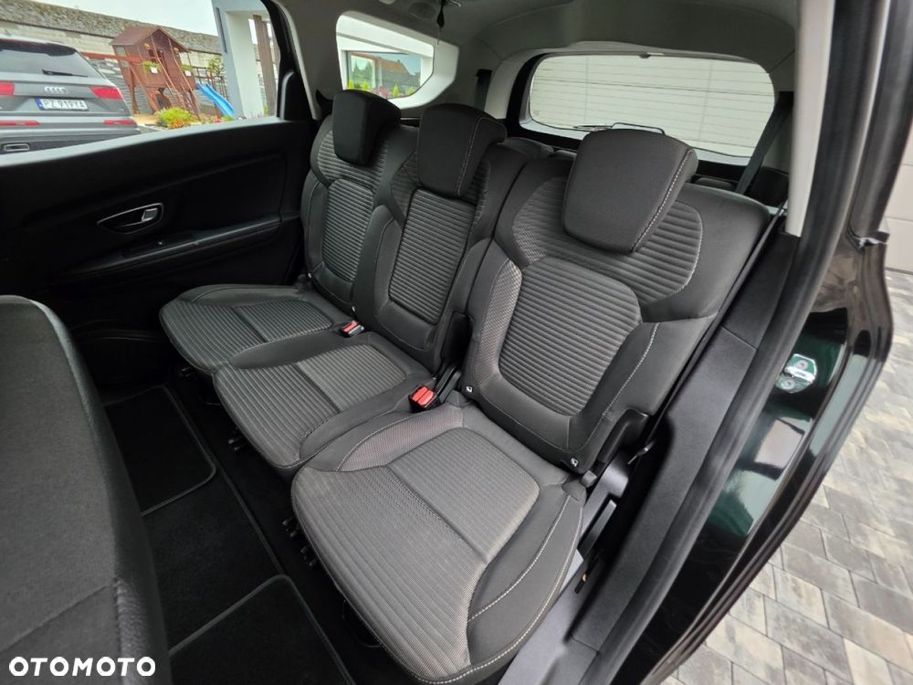 Renault Grand Scenic - 20