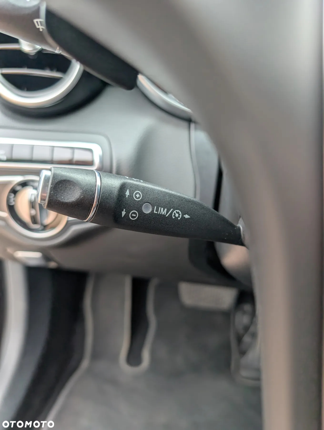 Mercedes-Benz Klasa C 200 (BlueTEC) d 7G-TRONIC - 19