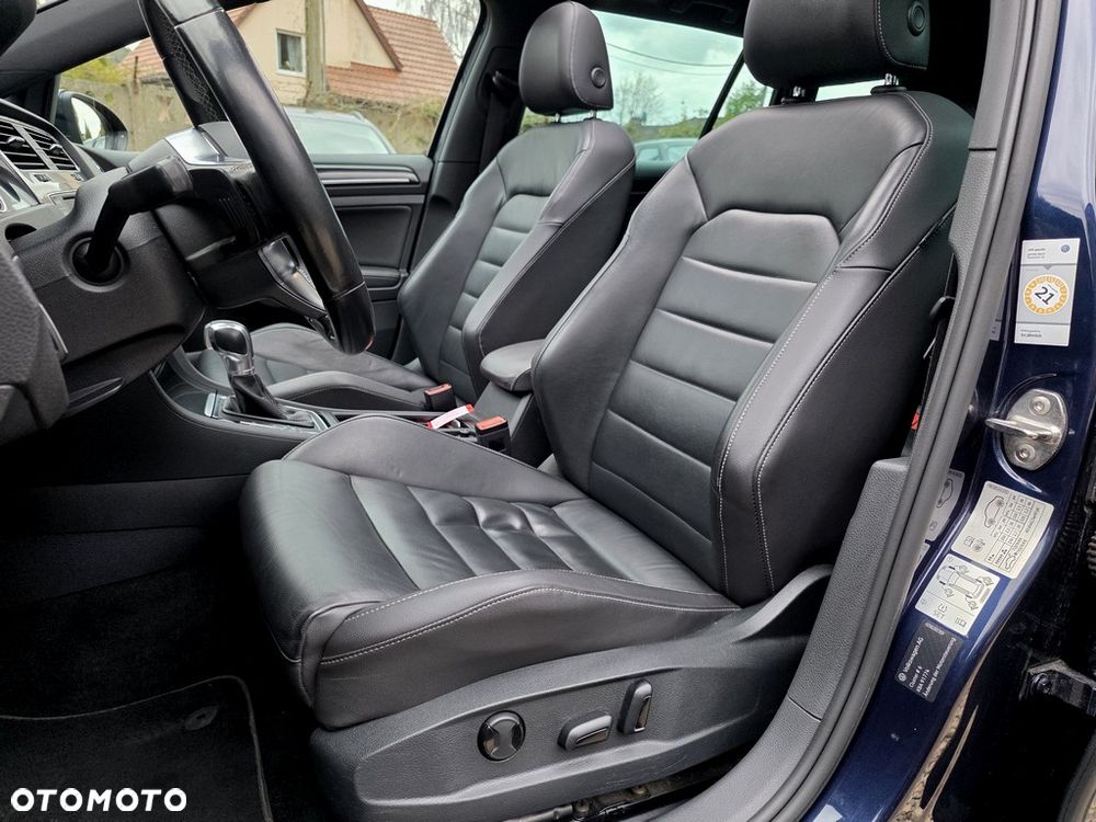 Volkswagen Golf - 16