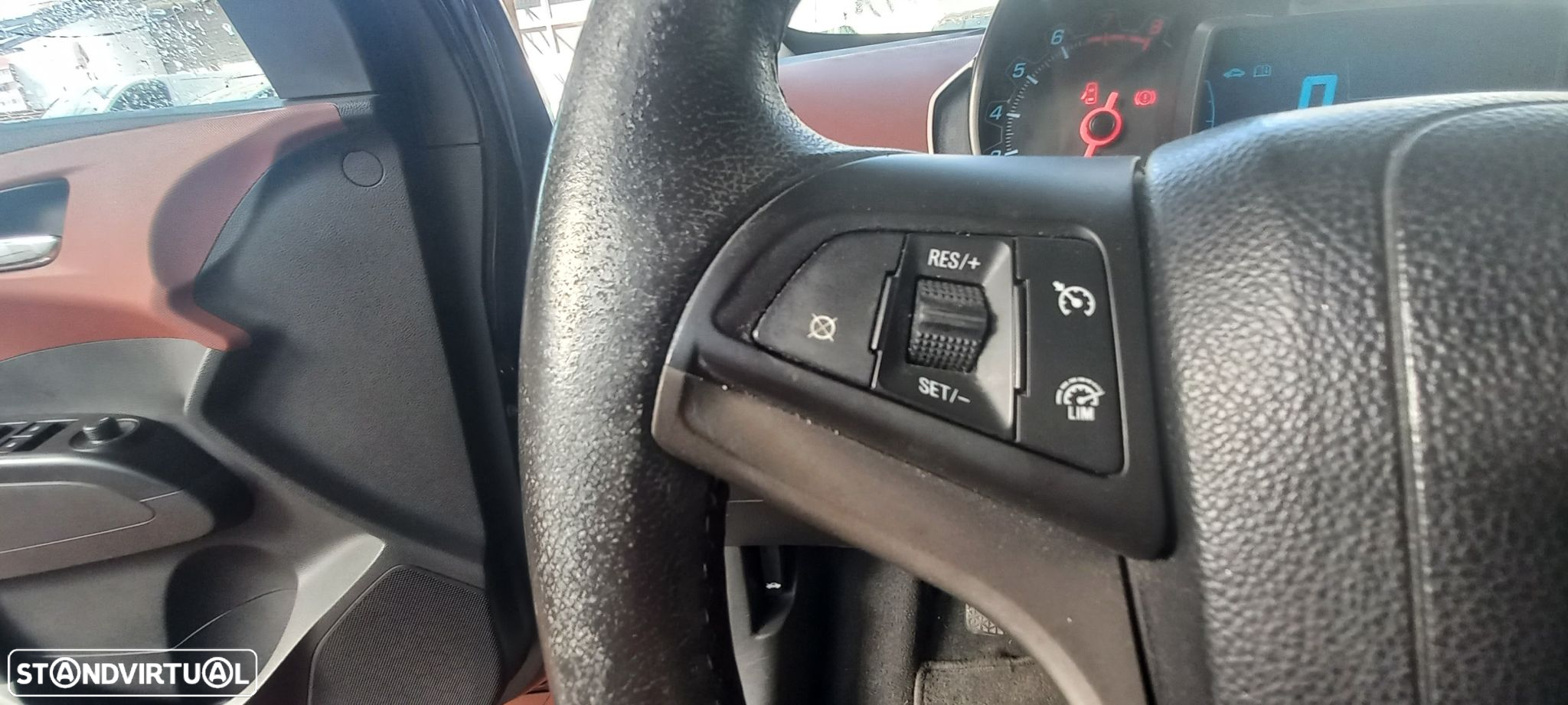 Chevrolet Aveo - 8
