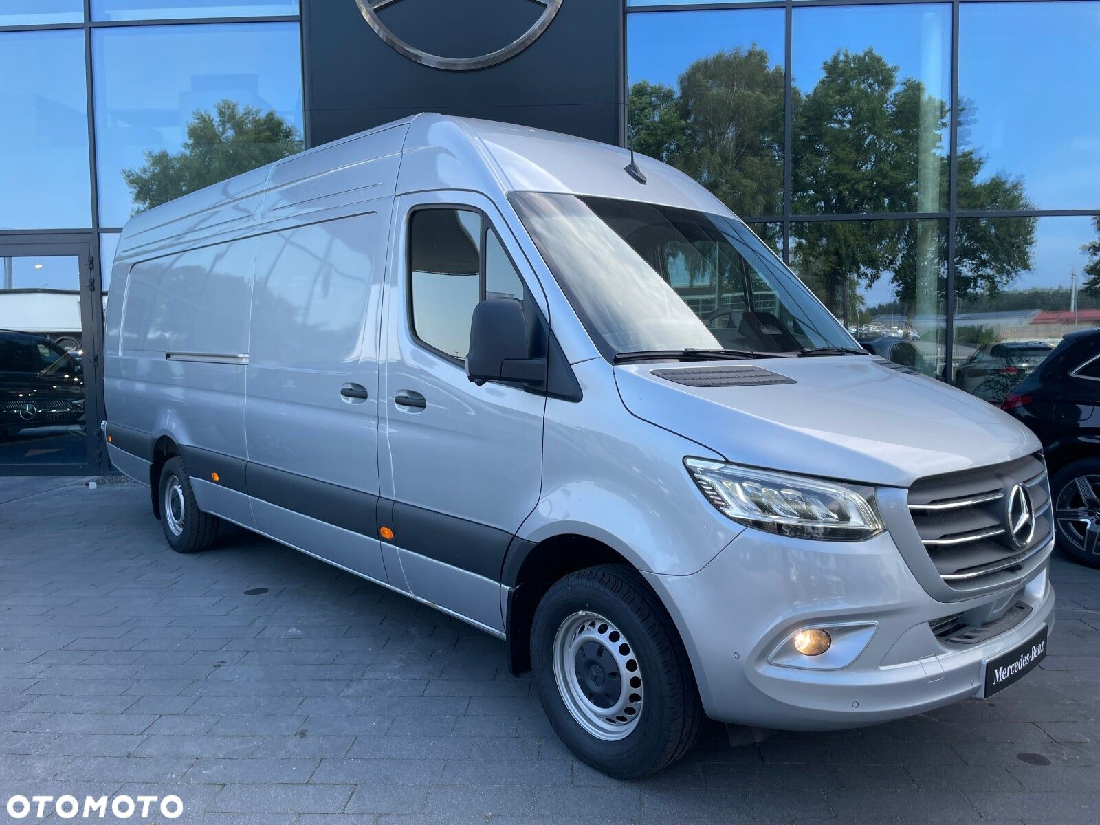Mercedes-Benz Sprinter 319 CDI kamera 360 Reflektory LED - 1