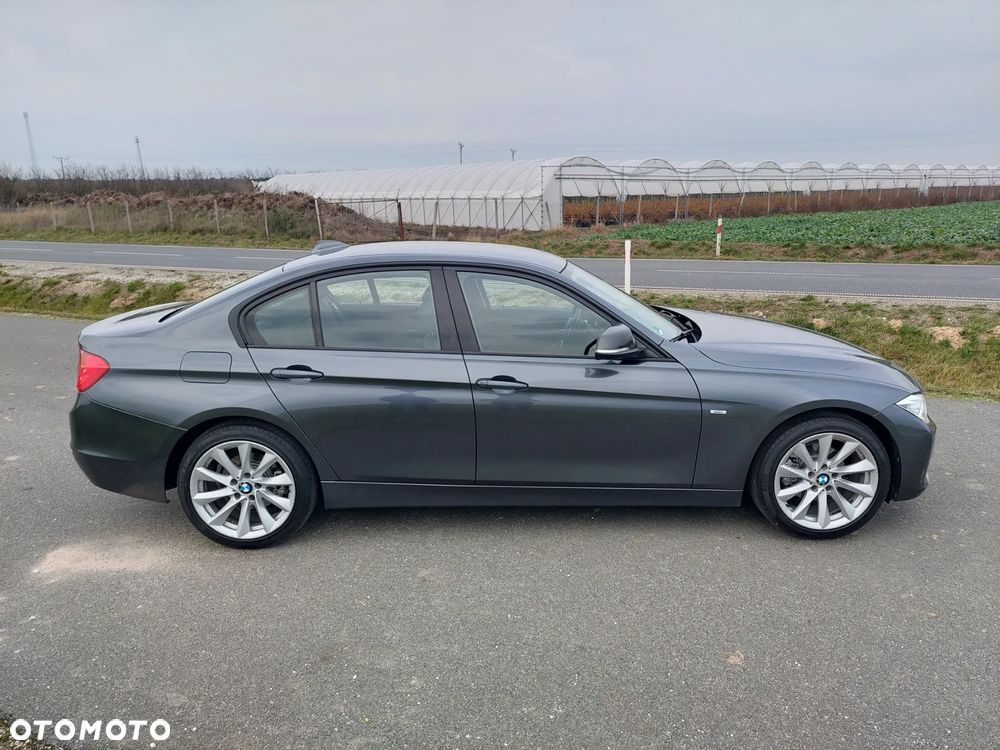 BMW Seria 3 318d Modern Line - 7