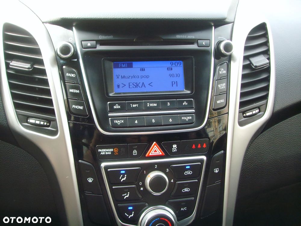 Hyundai i30 - 24