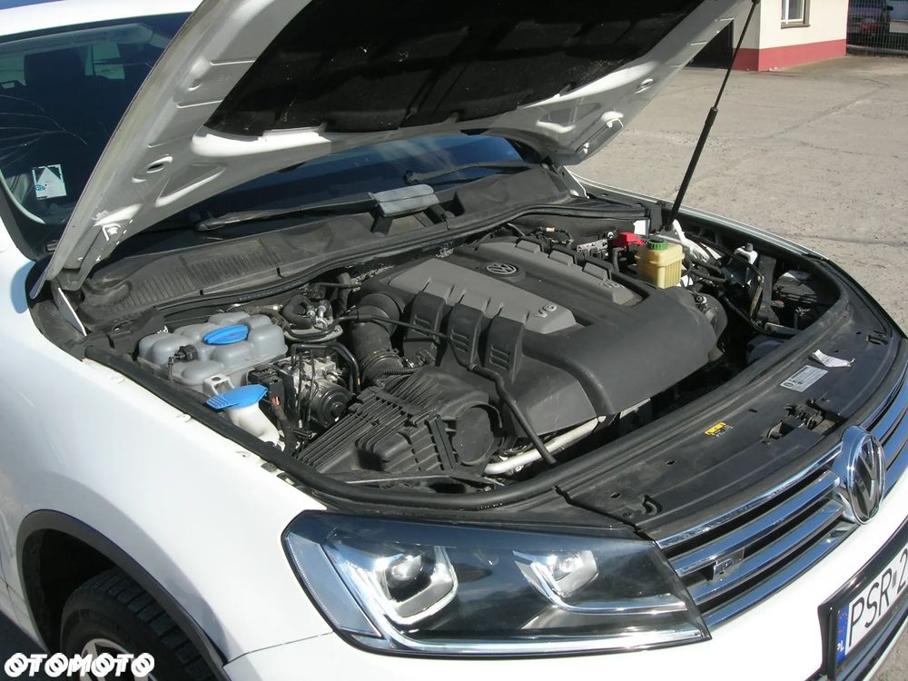 Volkswagen Touareg 3.0 V6 TDI SCR Blue Motion DPF Automatik - 12