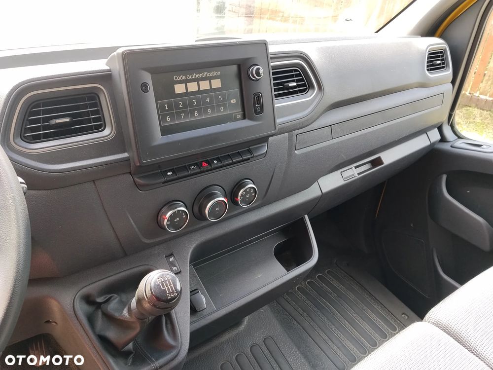 Renault Master - 17