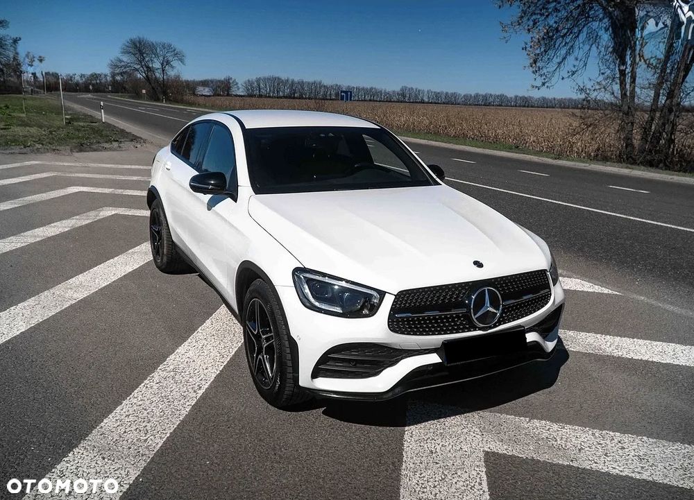 Mercedes-Benz GLC 300 4Matic 9G-TRONIC AMG Line - 4