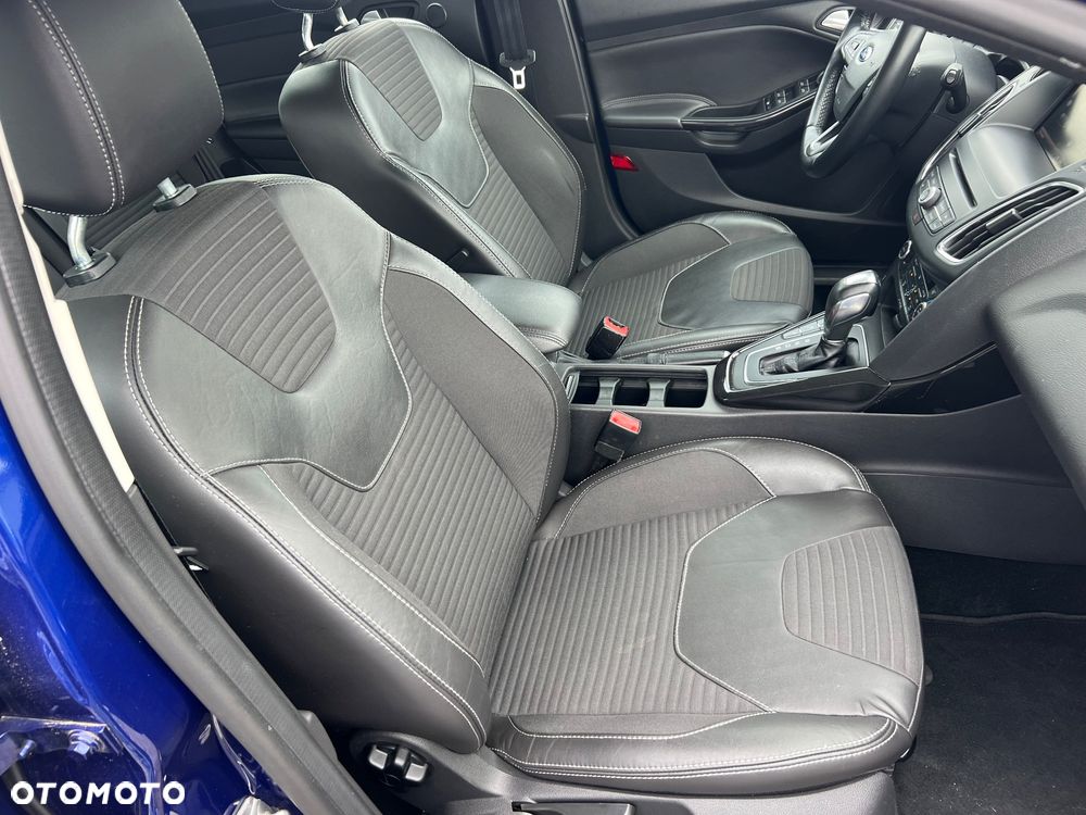 Ford Focus Turnier 1.5 EcoBoost Start-Stopp-System Business Edition - 12