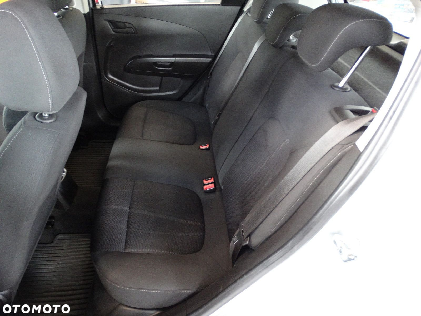 Chevrolet Aveo - 13