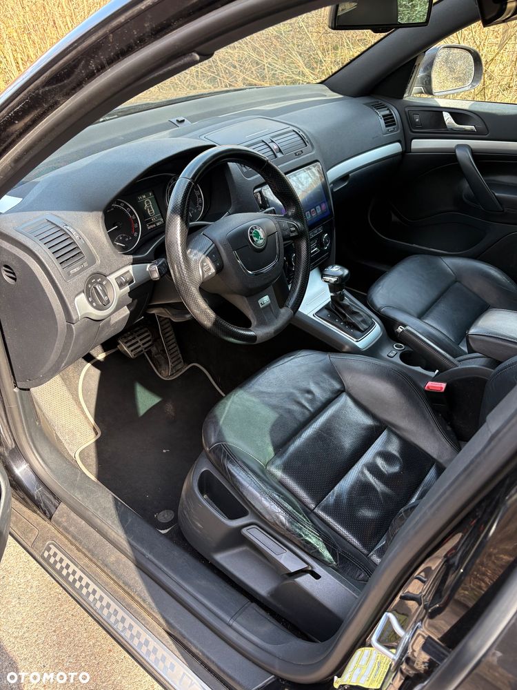 Skoda Octavia 2.0 TDI DPF RS DSG - 6