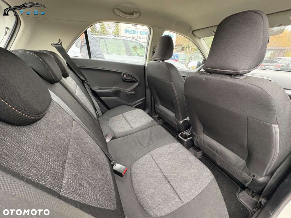 Kia Picanto 1.0 ISG Fifa World Cup Edition - 21