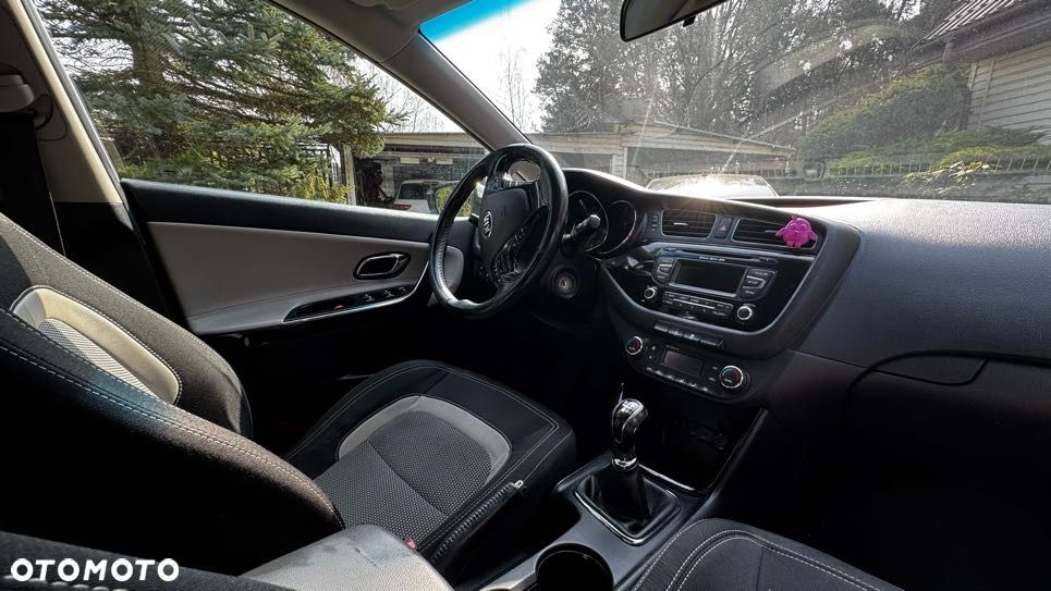 Kia Ceed 1.6 CRDi L - 8
