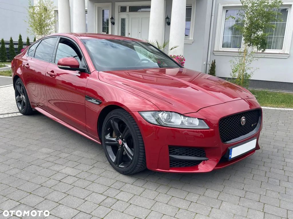 Jaguar XF 2.0 i4D R-Sport - 1