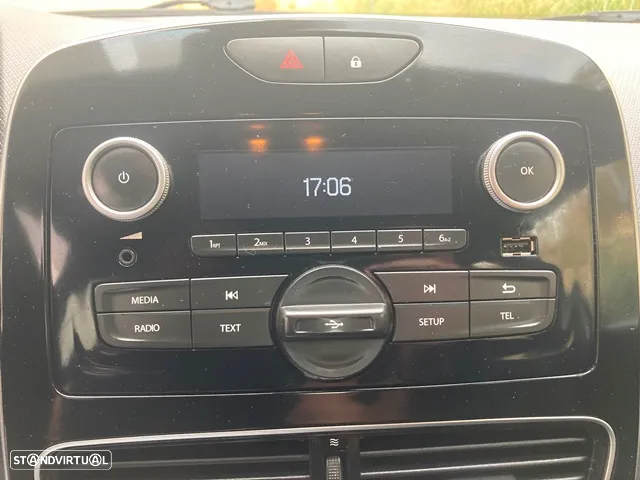 Renault Clio 1.5 dCi Limited - 16