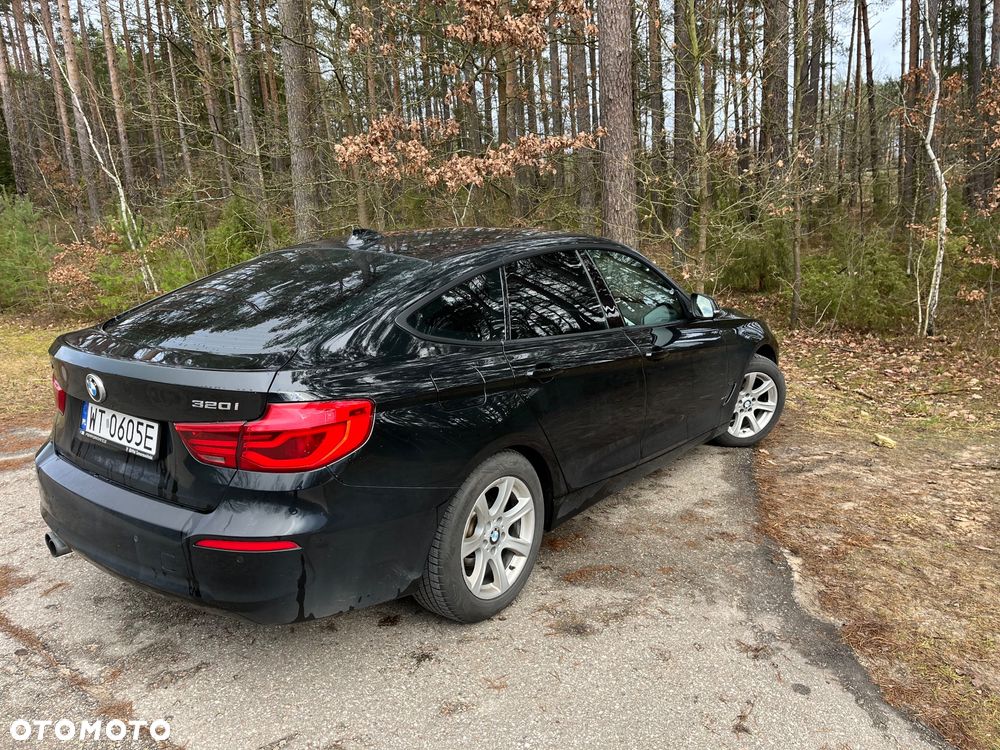 BMW 3GT 320i Advantage - 4