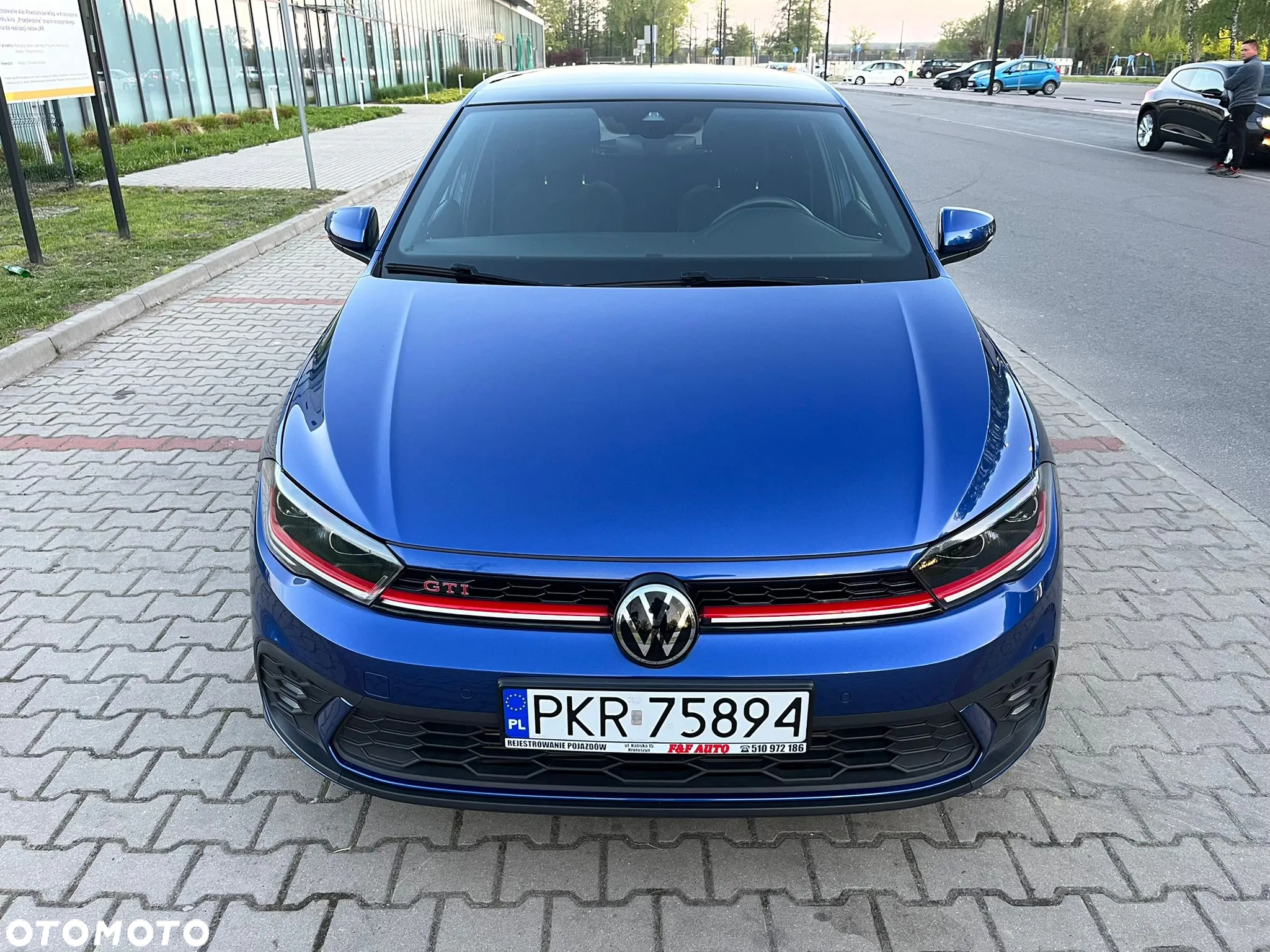Volkswagen Polo 2.0 TSI DSG GTI - 2