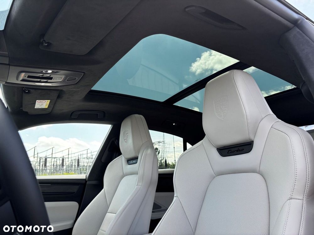 Porsche Macan - 35