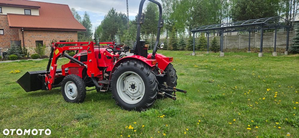 Mahindra 254  (4WD) - 6