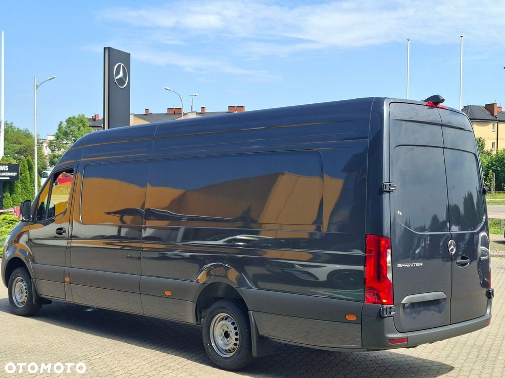 Mercedes-Benz Sprinter 319 Select - 4