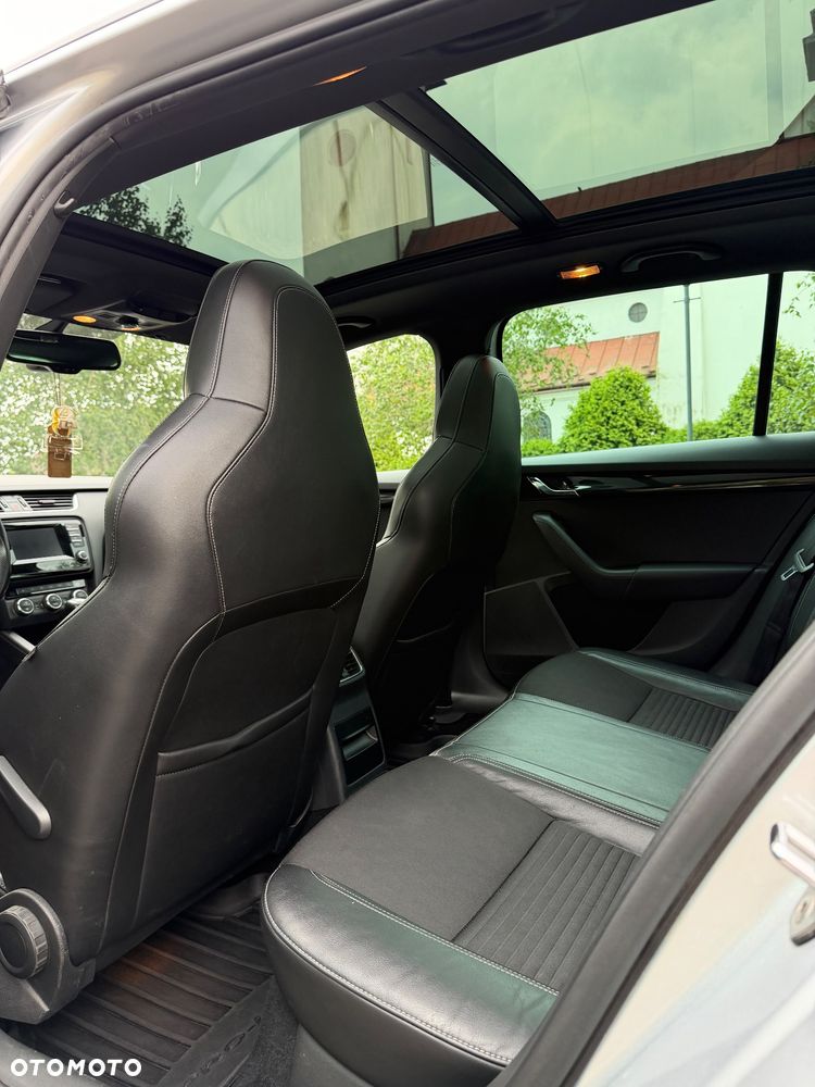 Skoda Octavia 2.0 TDI RS DSG - 18