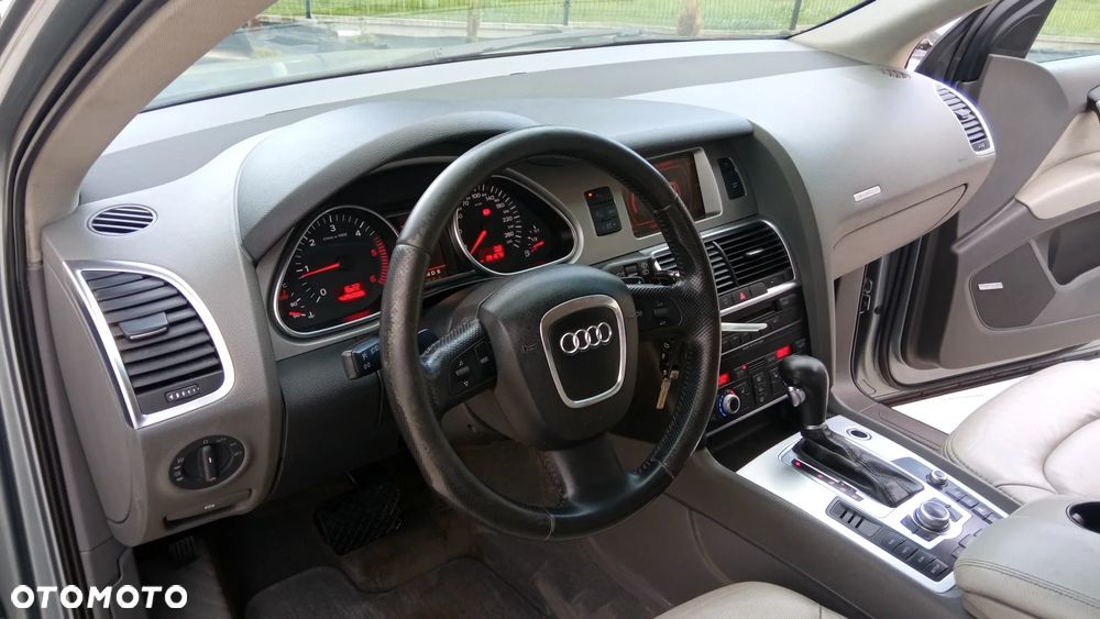 Audi Q7 3.0 TDI Quattro Tiptronic - 19