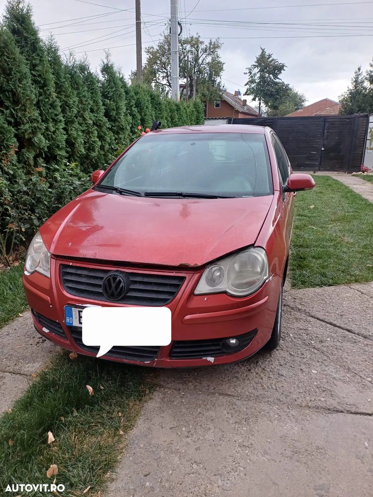 Volkswagen Polo 1.6 Trendline - 1