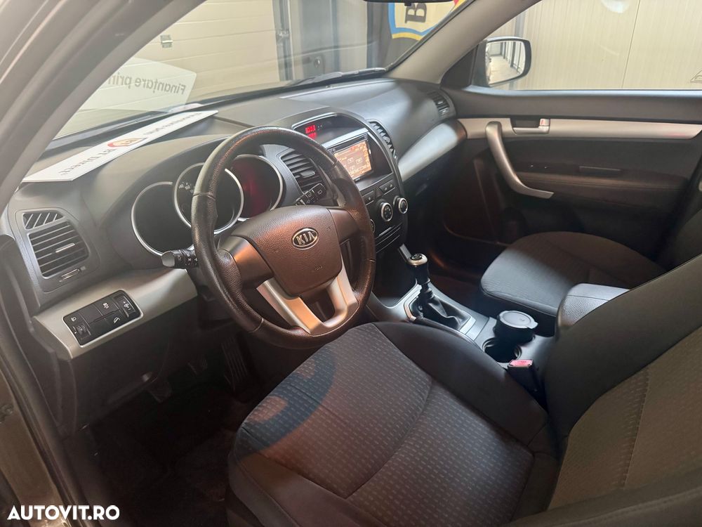 Kia Sorento 2.2 CRDi Attract - 6