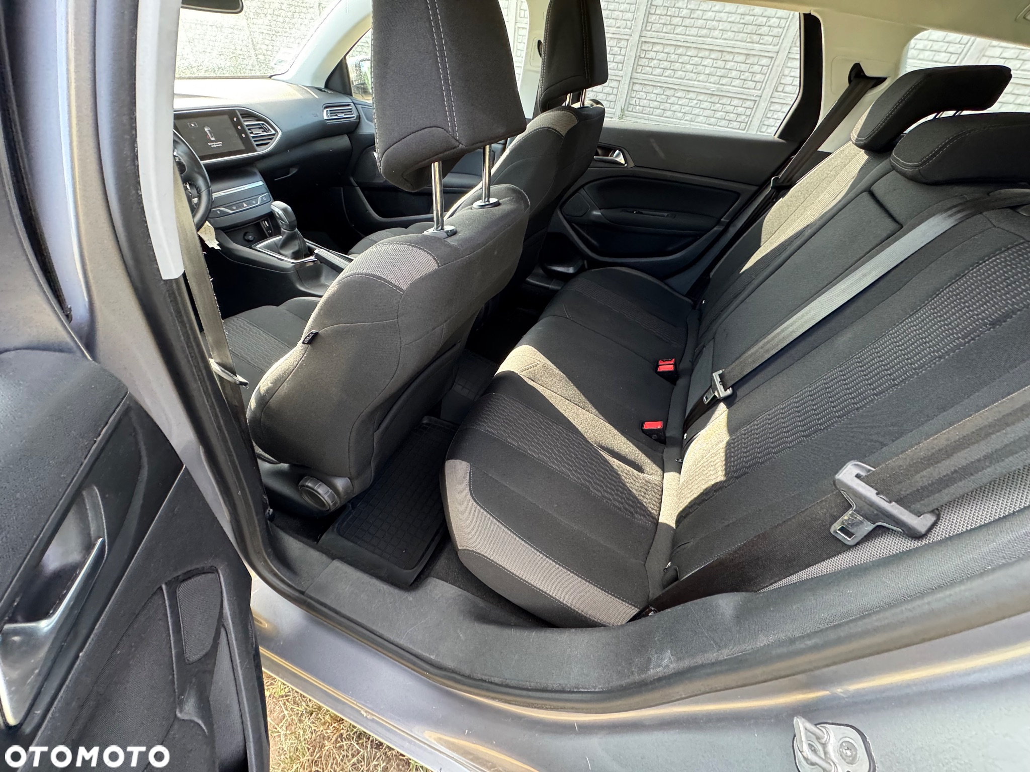 Peugeot 308 1.2 PureTech Allure S&S - 6