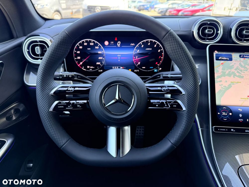 Mercedes-Benz GLC - 15