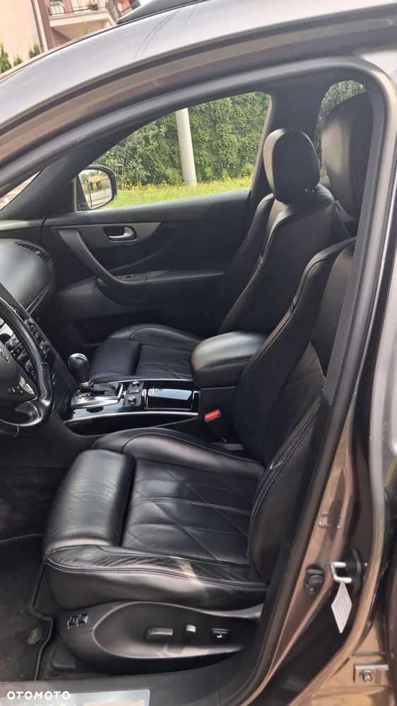 Infiniti QX70 3.0d S Premium - 7