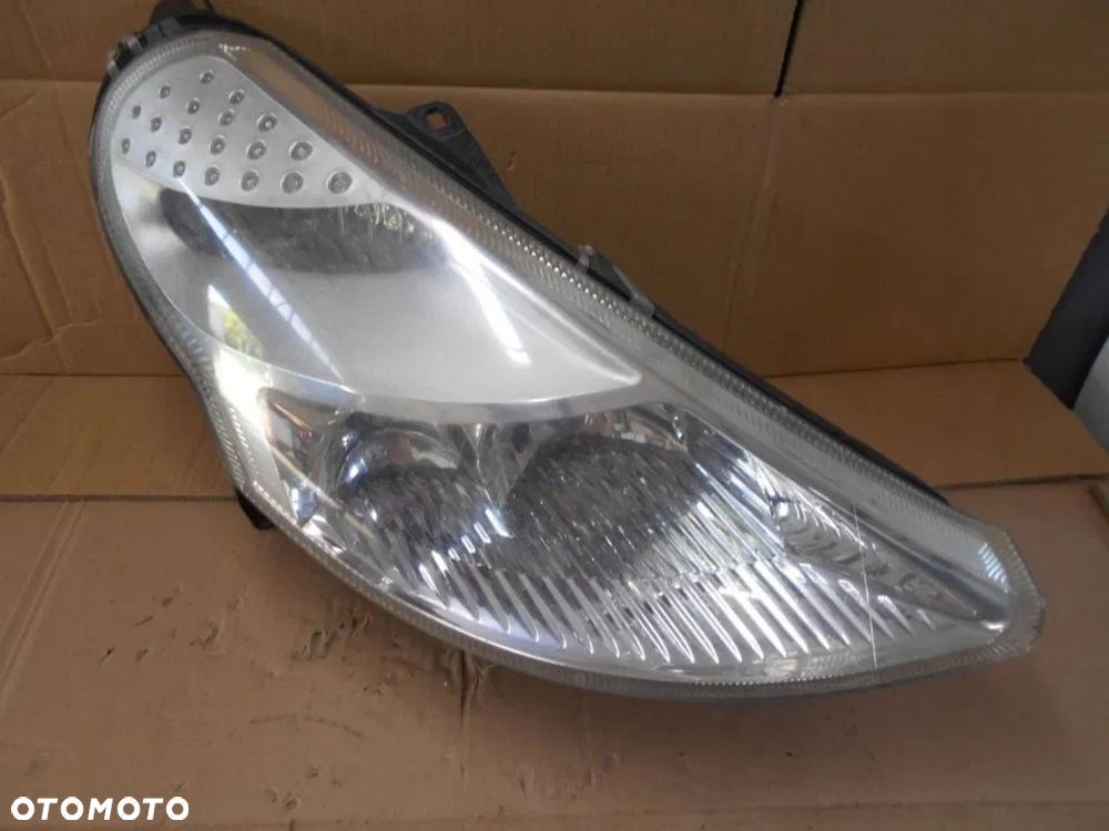 CITROEN PLURIER LAMPA PRZÓD PRAWA - 1