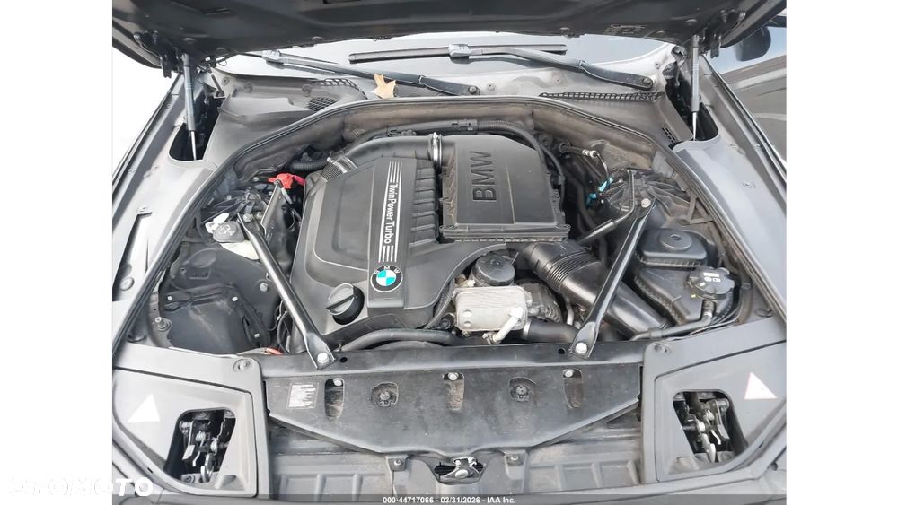 BMW Seria 5 535i xDrive - 13