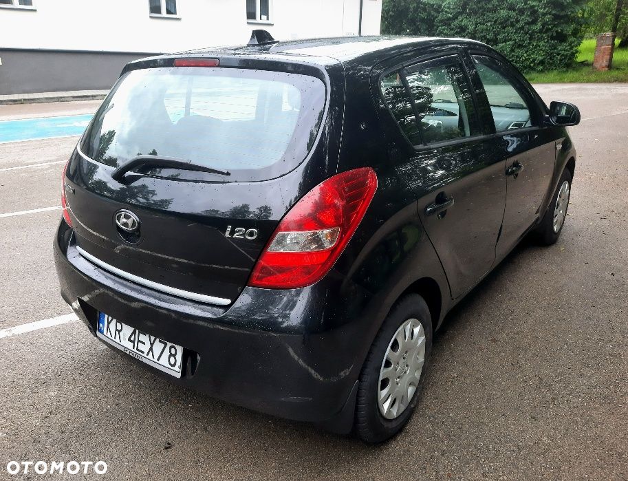 Hyundai i20 1.2 Comfort EU5 - 6
