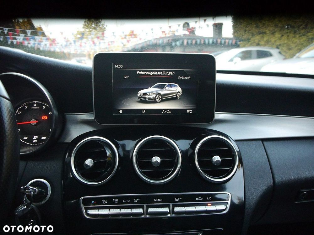 Mercedes-Benz Klasa C - 16