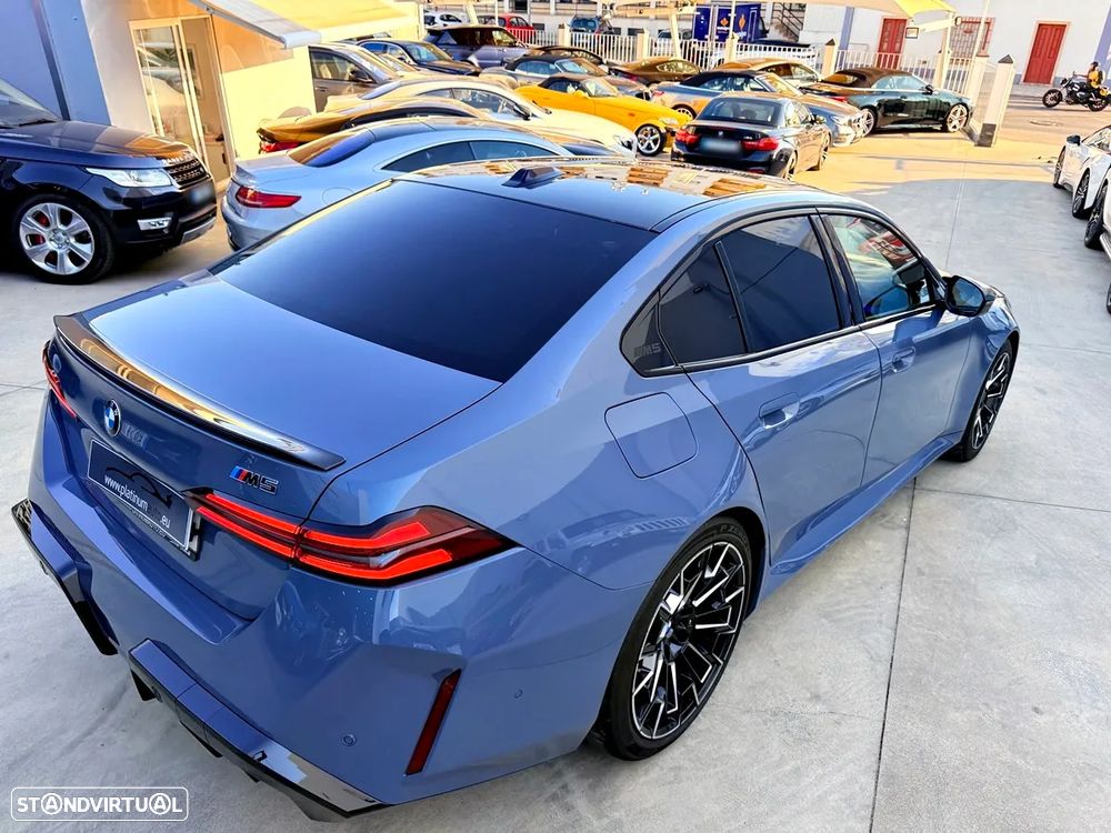 BMW M5 Standard - 48