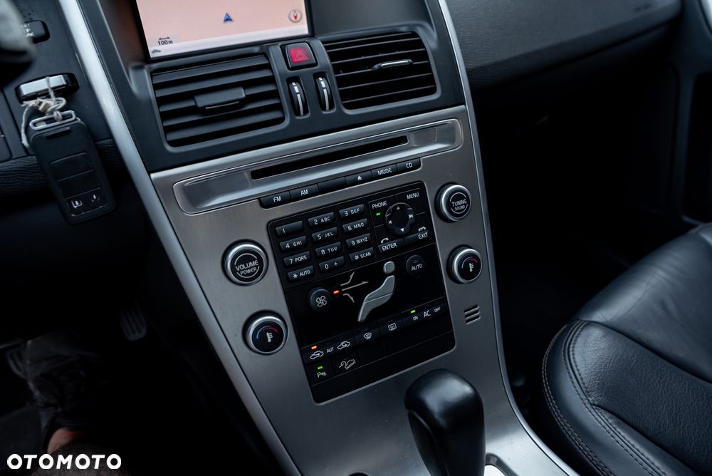 Volvo XC 60 D5 AWD Summum - 33