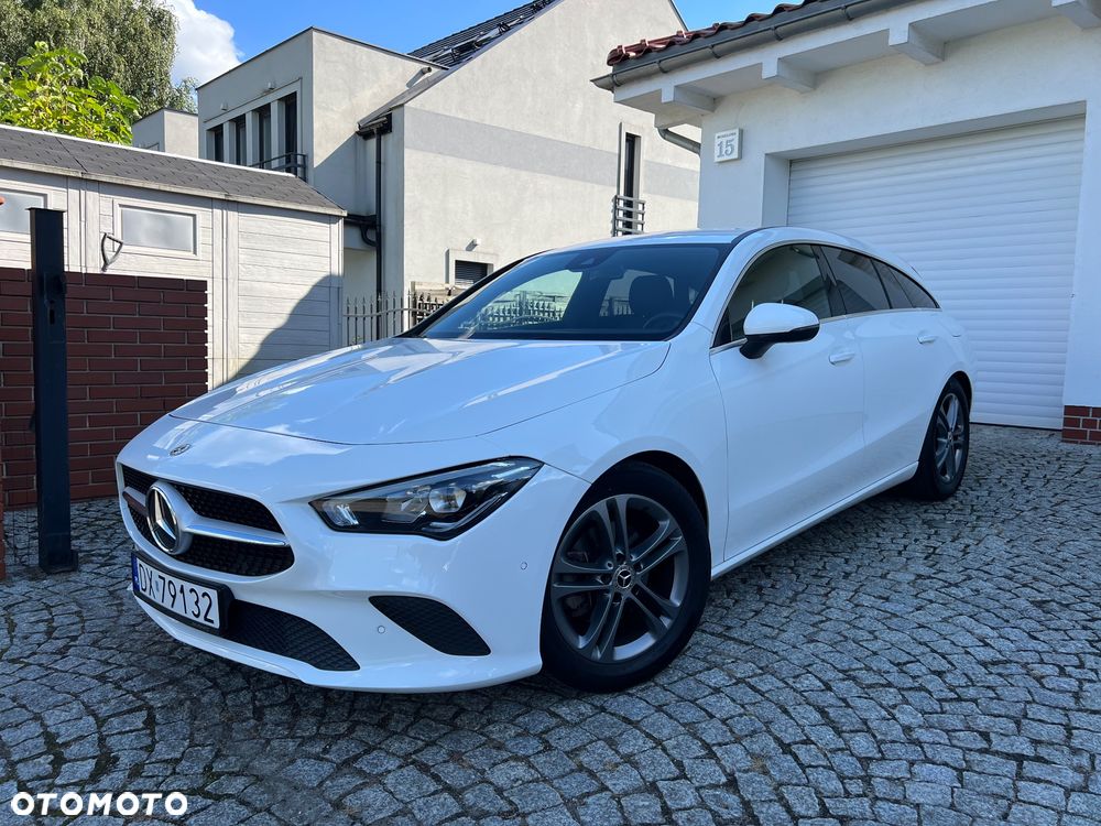 Mercedes-Benz CLA 180 Shooting Brake 7G-DCT - 2