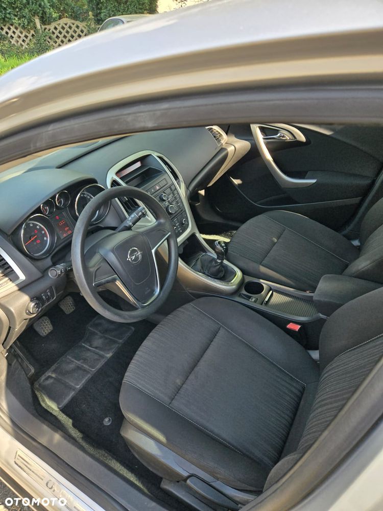 Opel Astra 1.6 - 14